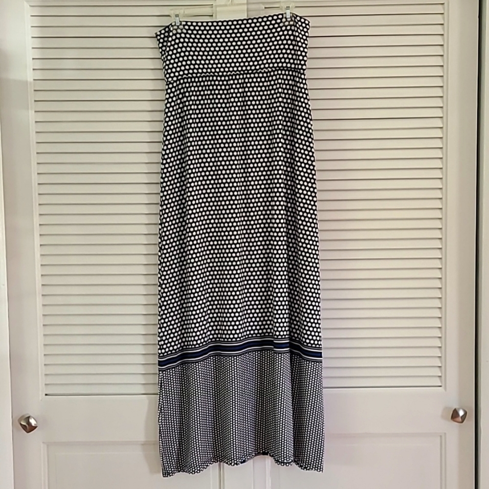 Max Studio Maxi Skirt w/Fold Over Waistband  Sz M.  Black/White/Blue